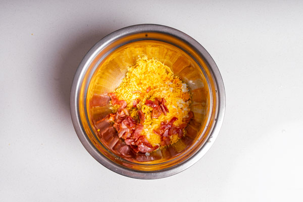 como hacer sandwich de huevo y bacon