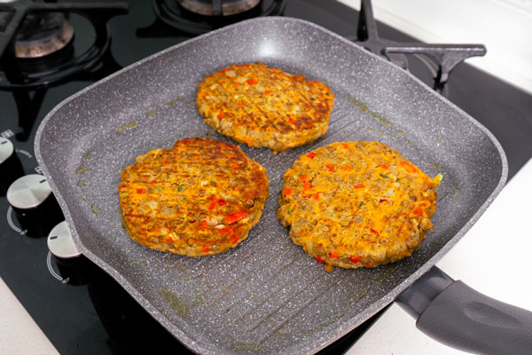 hamburguesa de lentejas a la plancha
