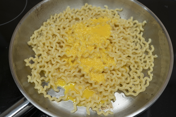 receta de fusilli lunghi a la carbonara