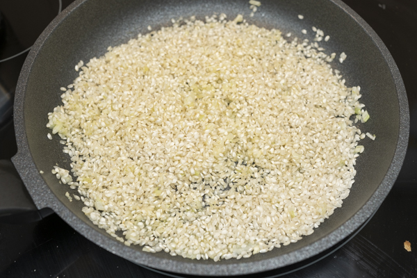 hacer arroz con almejas