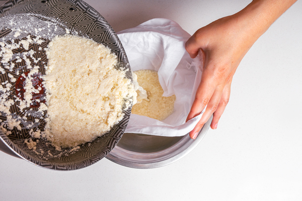 escurrido de queso cottage