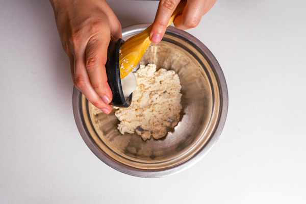 aderezando queso cottage