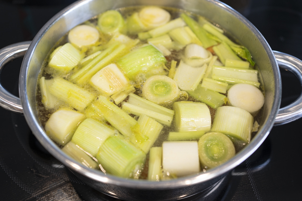 hacer caldo depurativo 