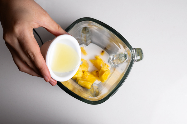 Receta de Polo de piña colada | Recetas de cocina fáciles paso a paso | Recetas del Señor Señor hacer polos de piña colada sin alcohol
