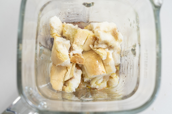ingrediente para triturar de ajoblanco de remolacha