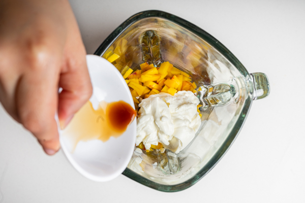 Polos de melocotón y yogur receta tradicional | Recetas de cocina fáciles paso a paso | Recetas del Señor Señor receta de polos de melocoton y yogur